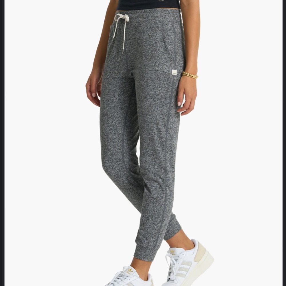 Vuori Performance Jogger size S